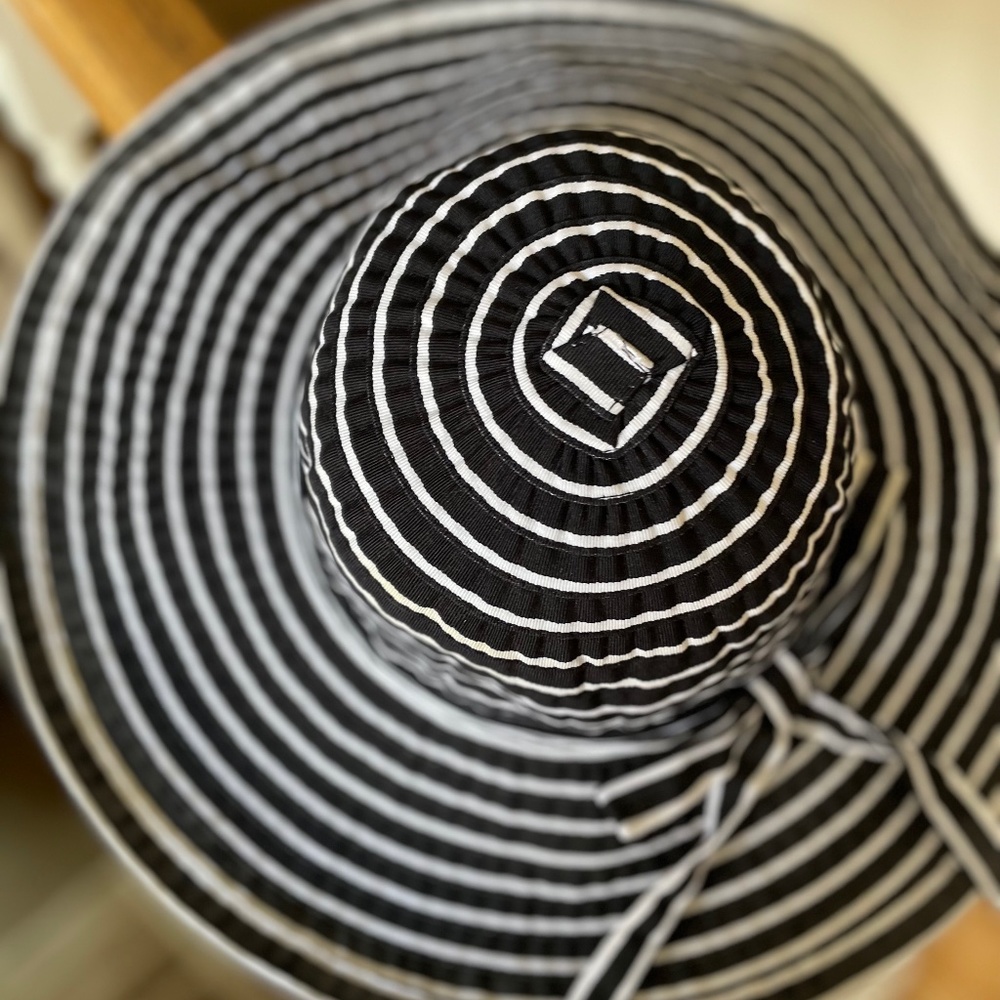 Black and white wide brimmed sun hat